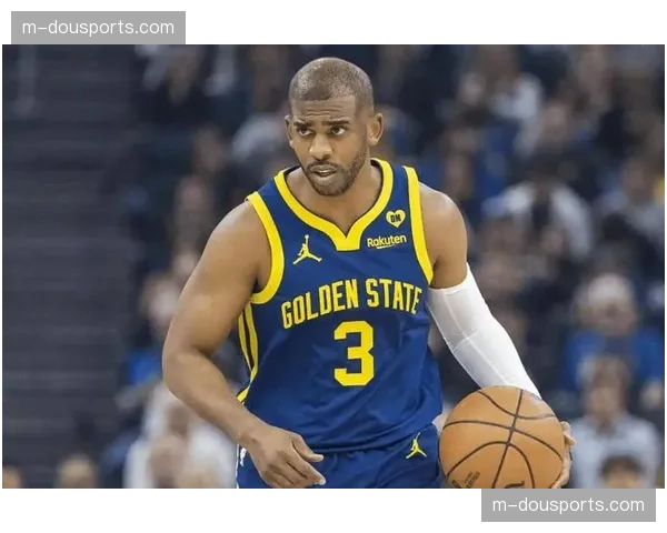 经纪人透露:克里斯·保罗计划执行下赛季球员选项,并寻求在休赛期被交易至争冠球队 经纪人透露:克里斯·保罗计划执行下赛季球员选项,并寻求在休赛期被交易至争冠球队