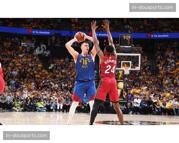 总决赛G1战报:掘金客场险胜凯尔特人,约基奇高效砍下30+三双,真实命中率超七成 总决赛G1战报:掘金客场险胜凯尔特人,约基奇高效砍下30+三双,真实命中率超七成